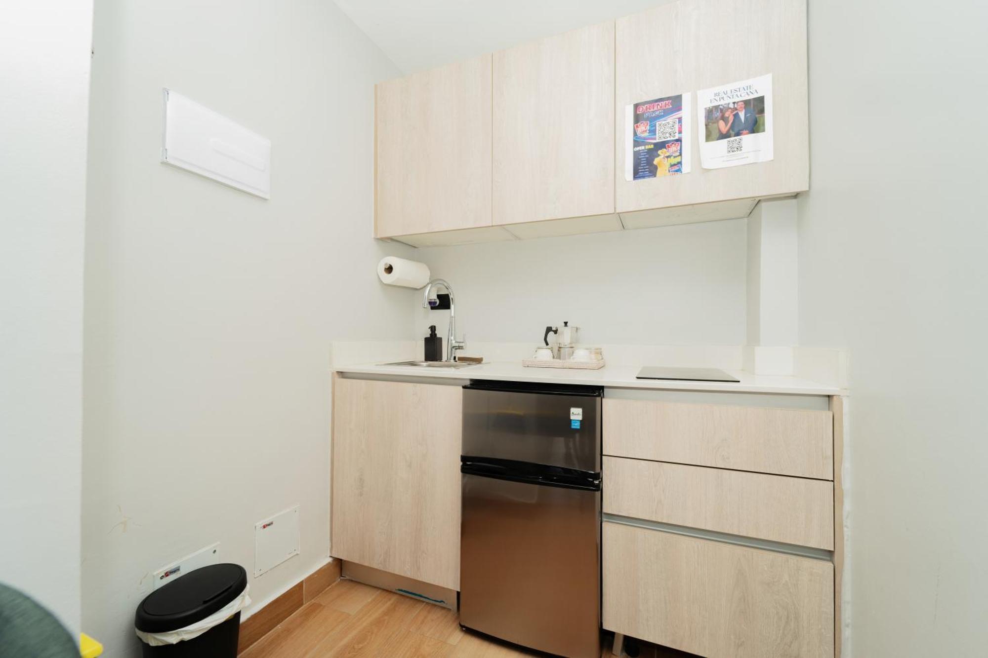 Apartment Downtown Park 1 Bedroom B-300 *
